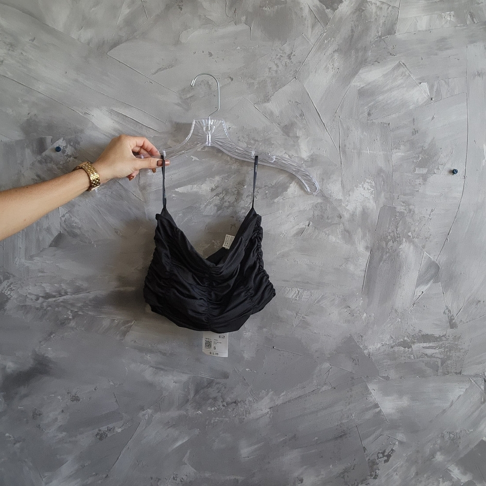 Forever 21 Straple Top Size Small.